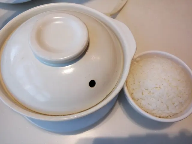 小沙鍋配靚仔