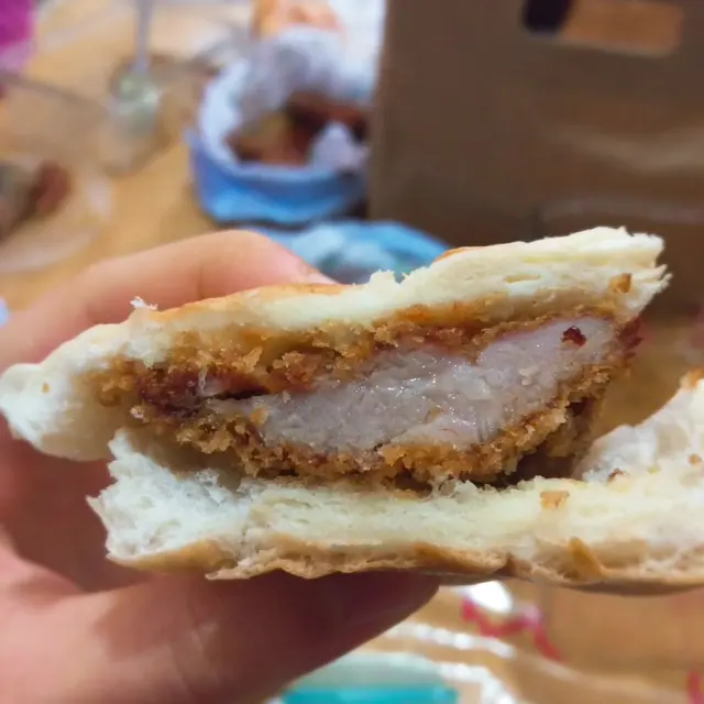 外皮鬆脆裏面juicy