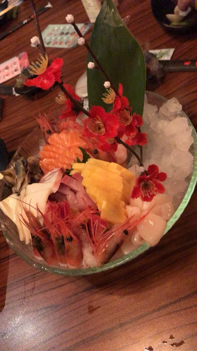 十分新鮮,總共叫了四至五盤☺️😝ZhunCake也試吃了