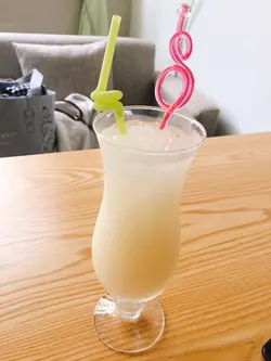 白桃梳打