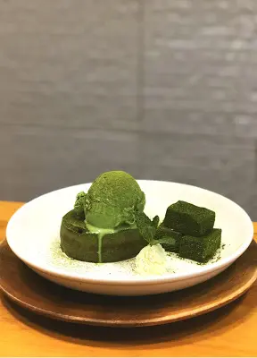 日式蕨餅抹茶心太軟伴抹茶雪糕