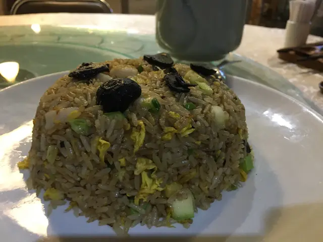 農坊獨頭糖心黑蒜炒飯