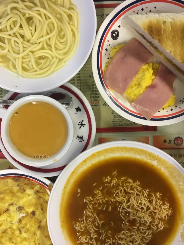 鹹牛肉蛋餅重口味出前一丁