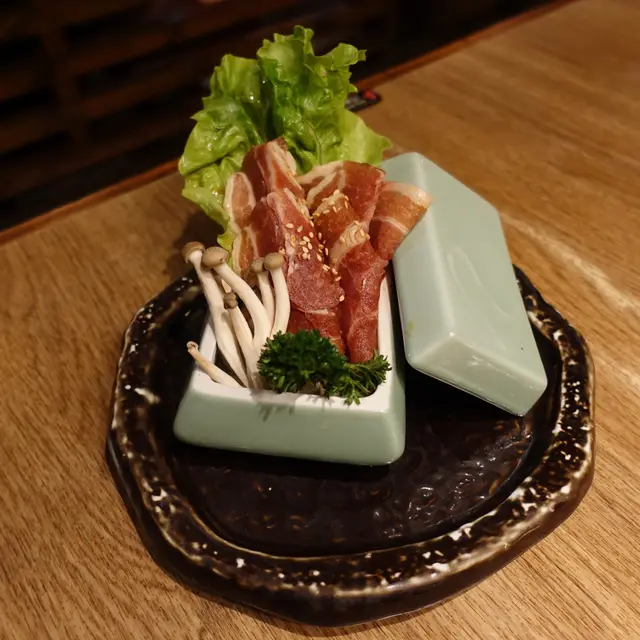 櫻花黑豚卷壺漬