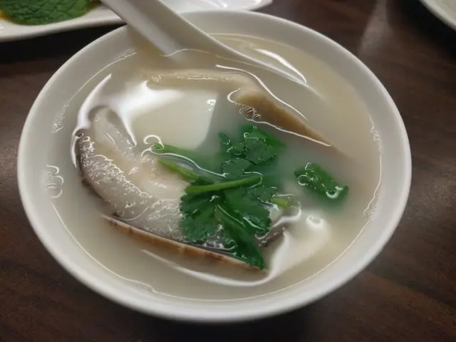 雜菌豆腐大蜆湯