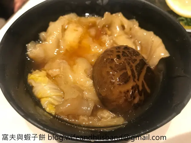 御品鮑汁燴花膠