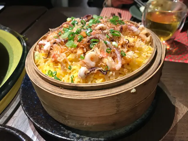 籠仔櫻花蝦海味蒸飯