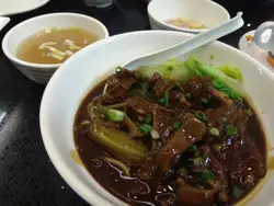 卤水鸭翼米线