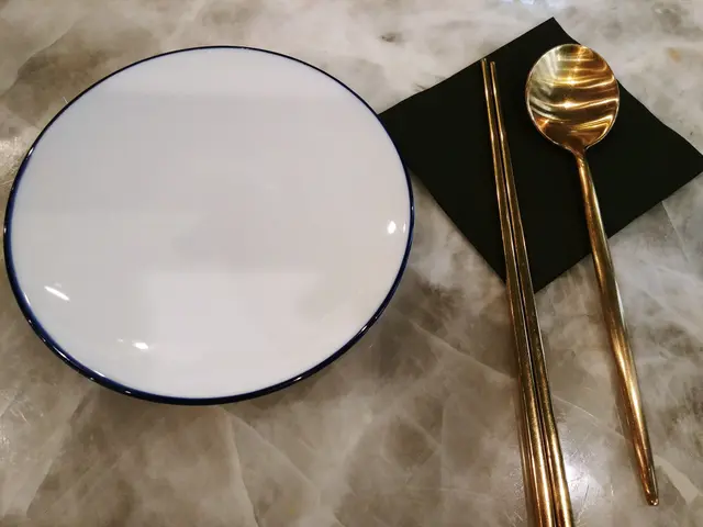 精緻的餐具擺設~有心思!