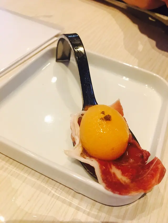 *晶球化作用*  45個月純種橡果黑毛豬火腿哈密瓜球