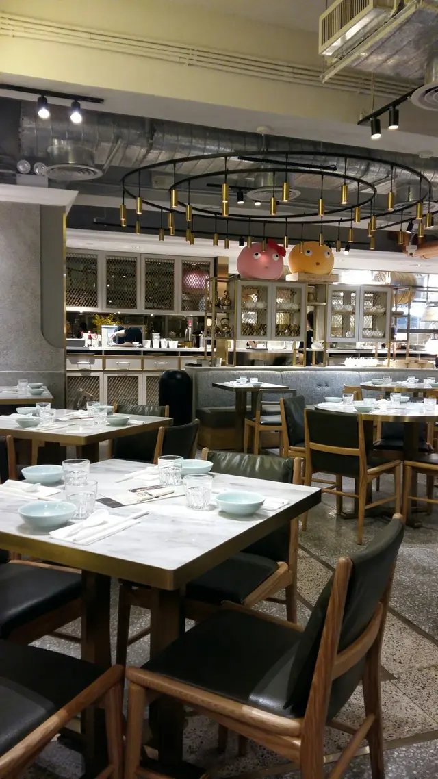 裝修唔錯，星期一人流少