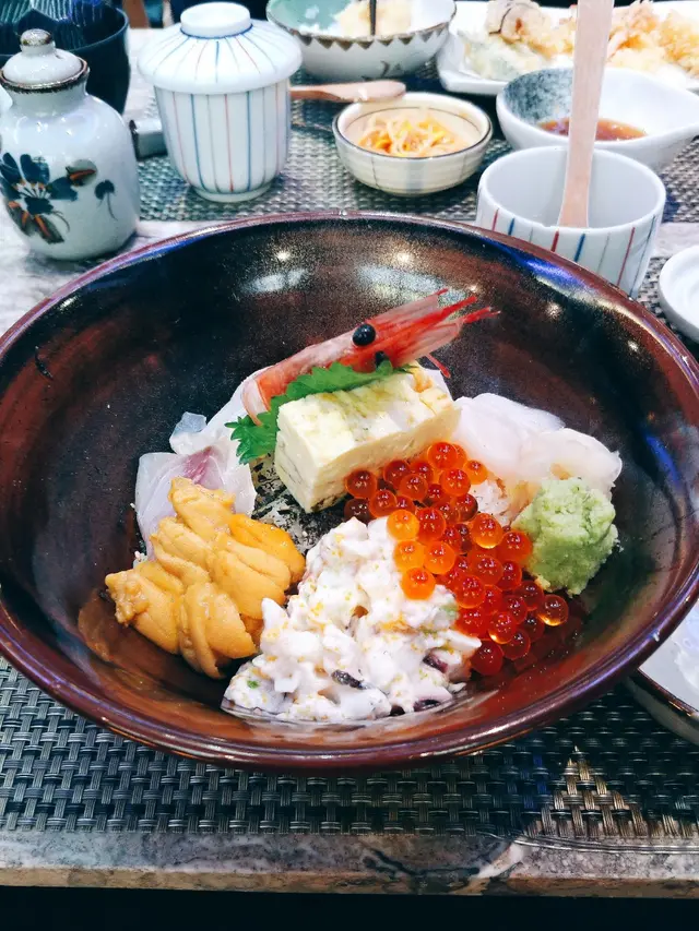 北海刺身丼定食