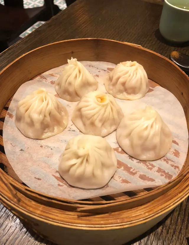 金牌小籠包