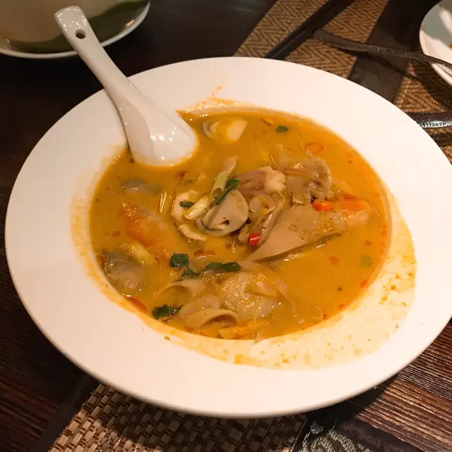 冬蔭公湯（細）