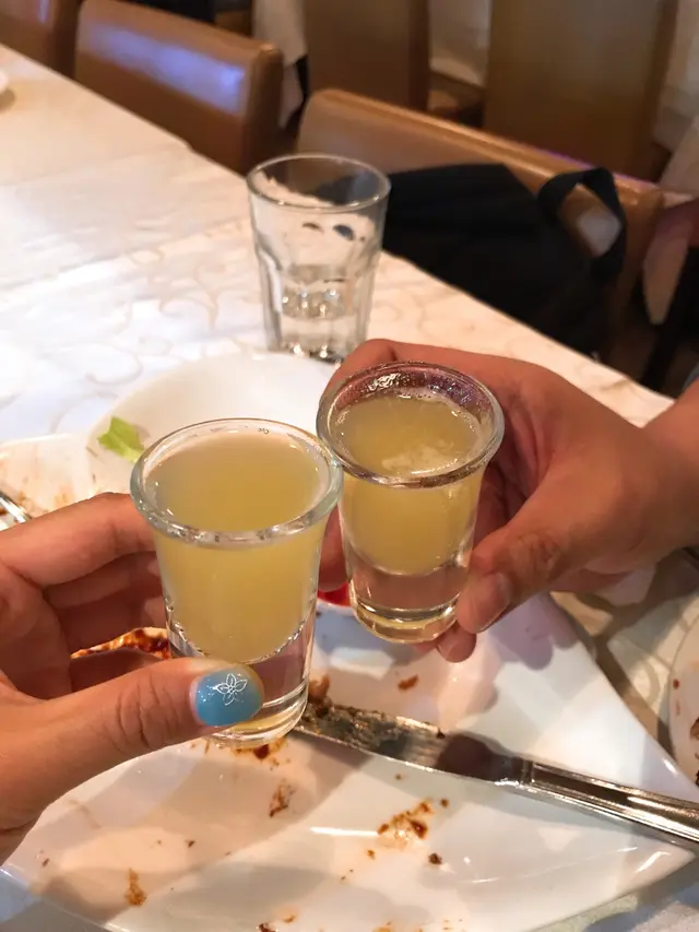 Shoots  in  the  house