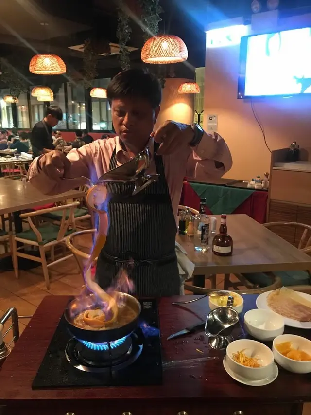 老細在煮 Crepe, 好精彩