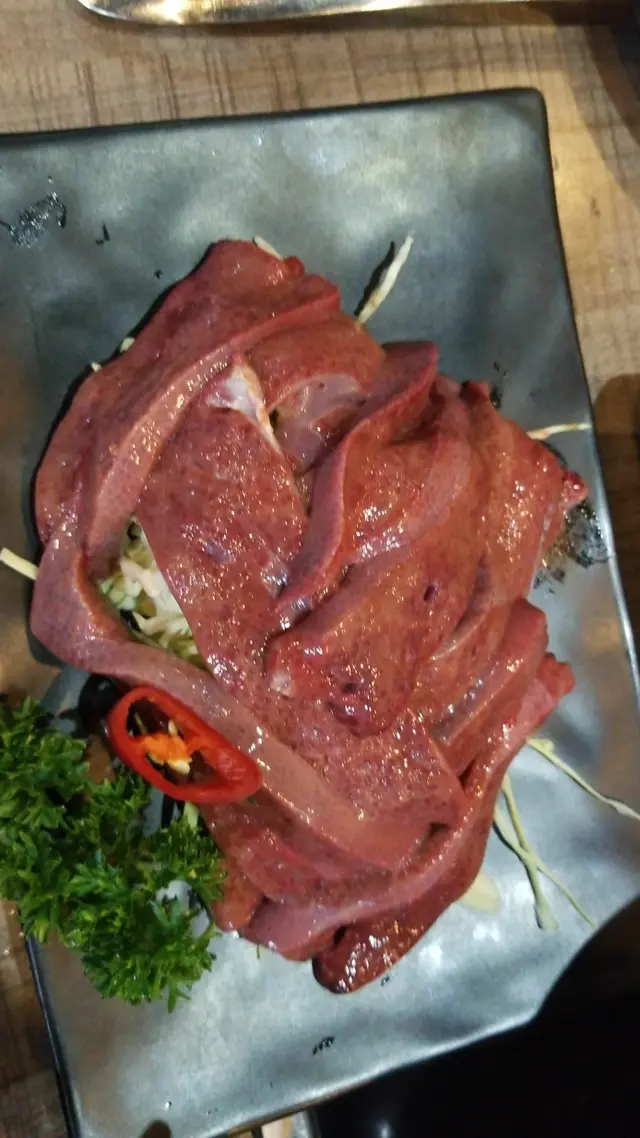 起沙，不過唔滑