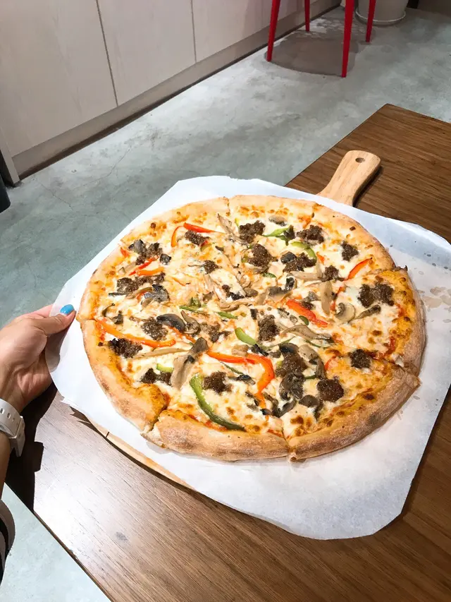 Italian  Sauage  14’  Pizza