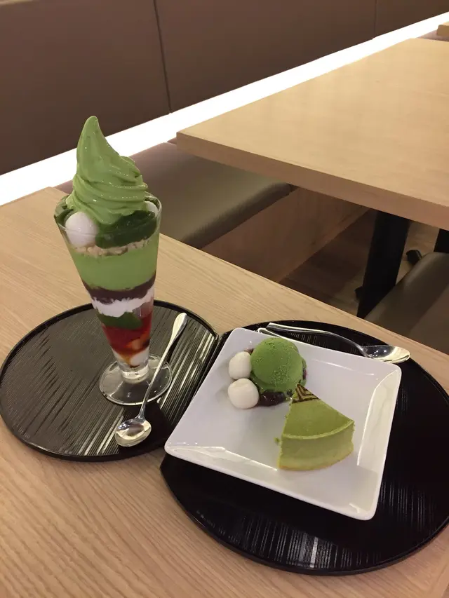 香港限定芭菲&抹茶芝士蛋糕