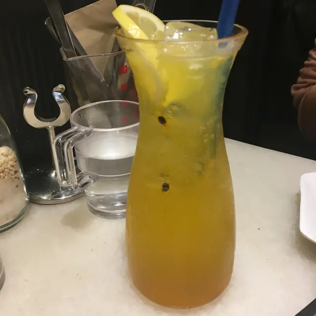 菠蘿特飲