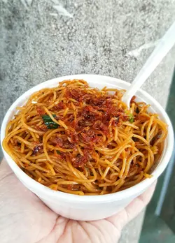 虾子炒面