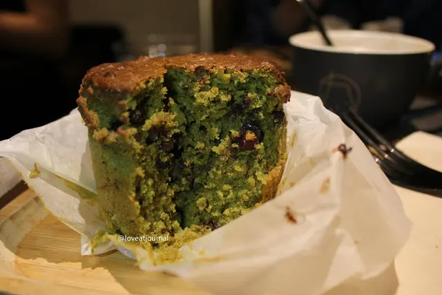 Matcha muffin