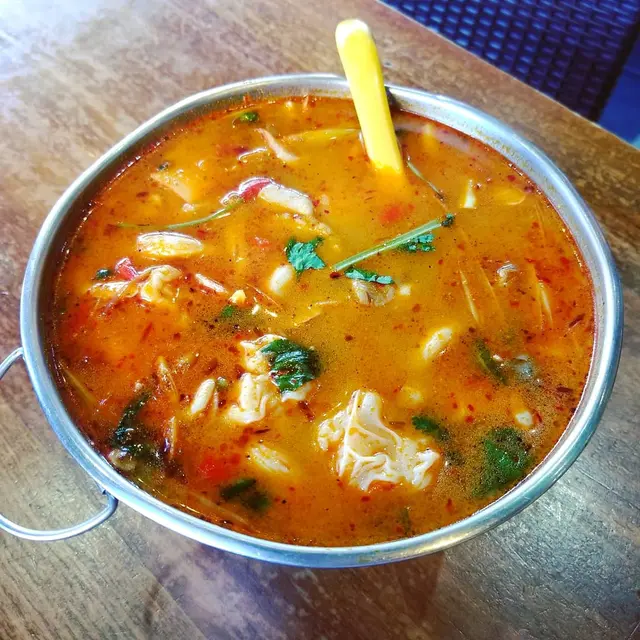 冬蔭鮮蝦雲吞湯