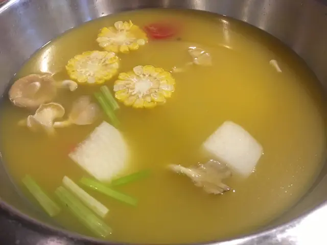 蕃茄薯仔粟米湯底