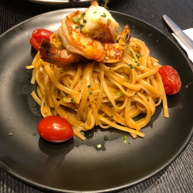 Prawn  Linguine  with  Lobster  Sauce