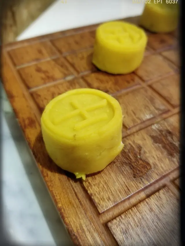 金薯棋子酥($68/半份)