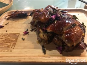 招牌茶王燻雞 (半隻) - 觀塘的榮哥廚房私房菜