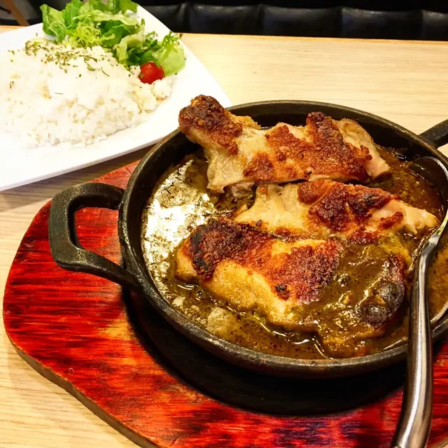 特大雞脾扒咖哩