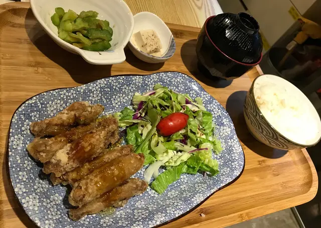 和風玫瑰雞翼定食