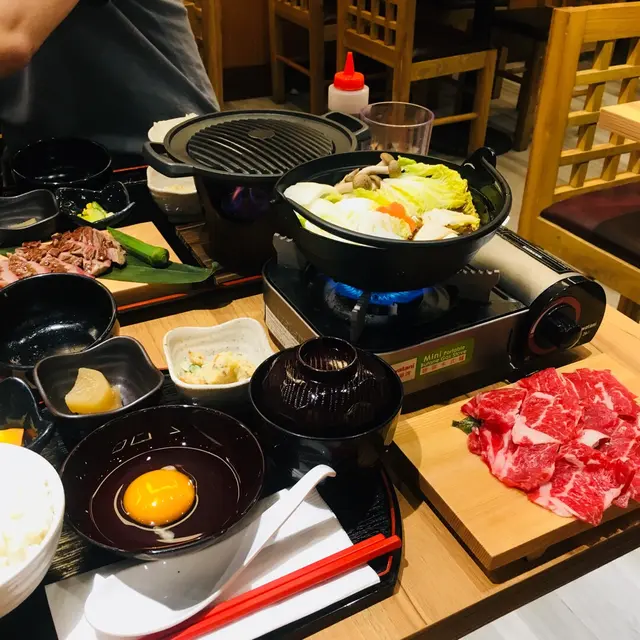 高級壽喜牛肉火鍋