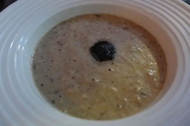 黑松露菌忌廉湯