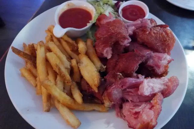 德國式燒鹹豬手