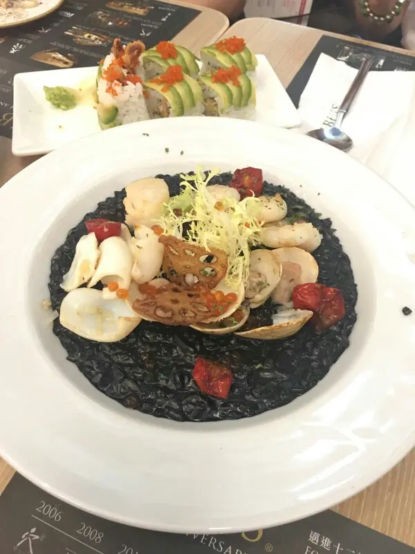 墨汁海鮮忌廉意大利飯
