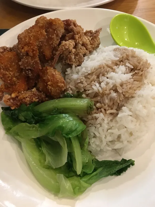 鹽酥雞飯配豉油