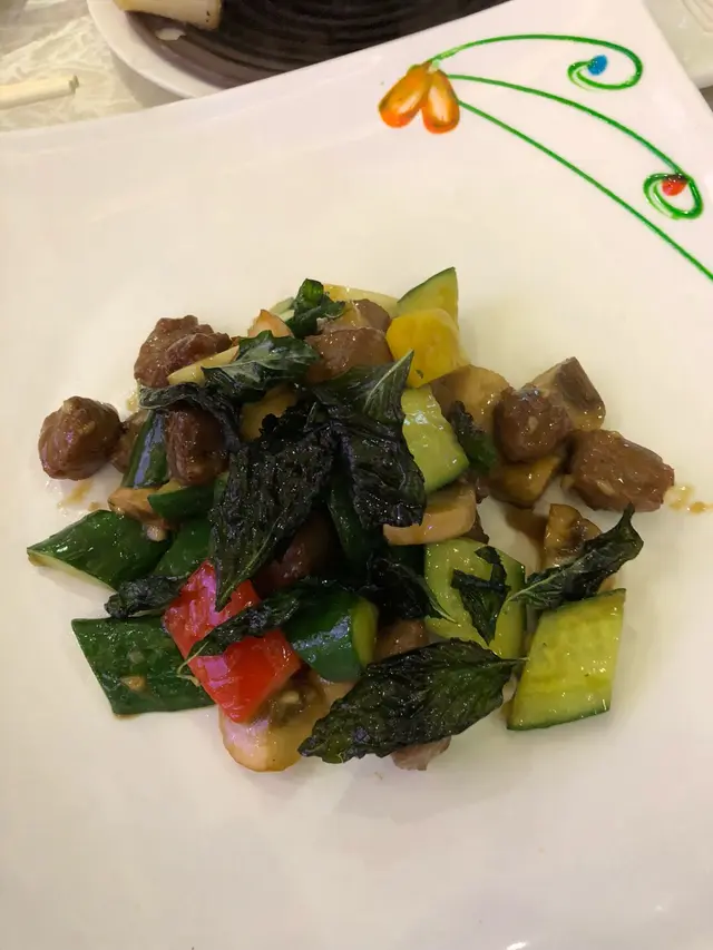 雜菜一口牛柳粒