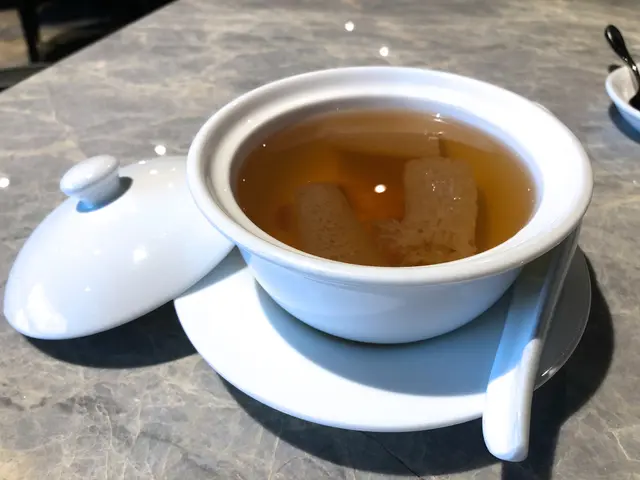 竹笙瑤柱燉螺頭