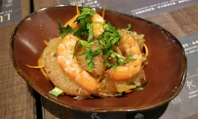 鮮蝦柚子沙律