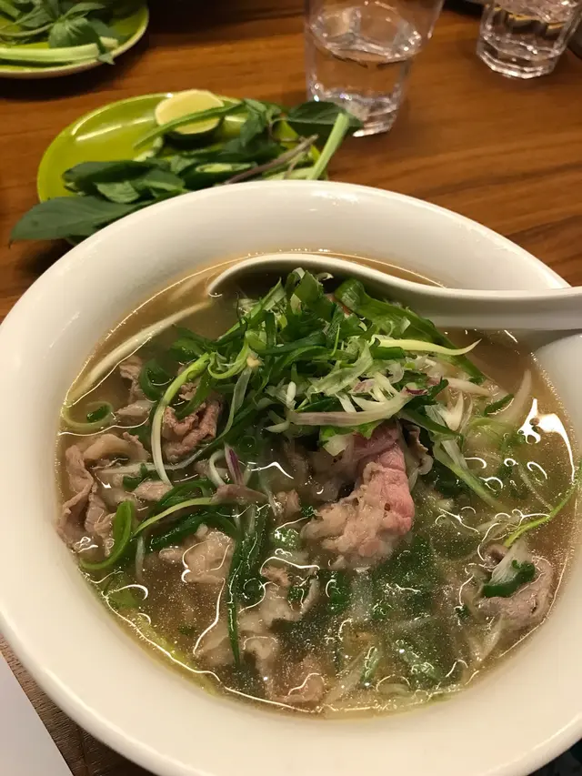 生牛肉湯粉