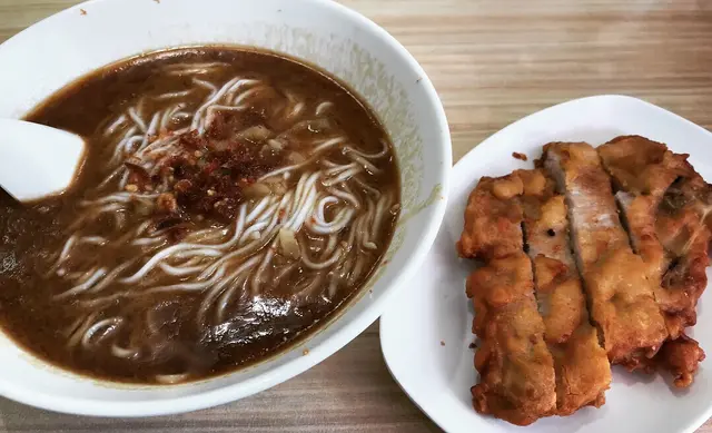 擔擔麵不錯，可惜豬扒太乾