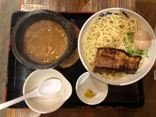 豚骨魚介味玉沾麵