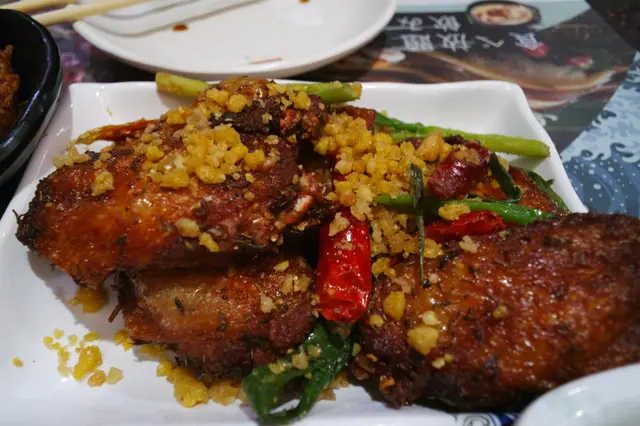 避風塘脆辣雞中翼