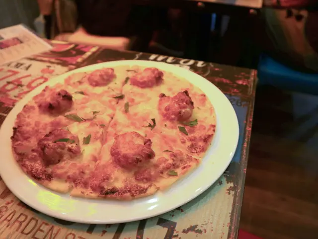 黃金流沙炸蝦薄餅