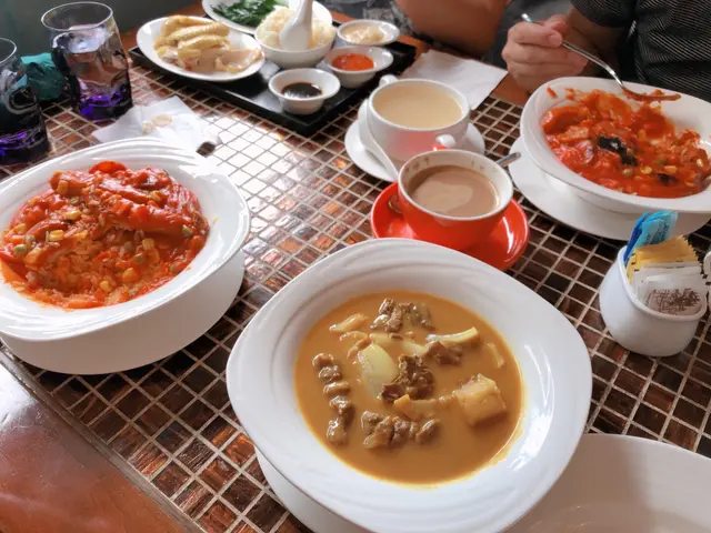 咖哩牛腩飯