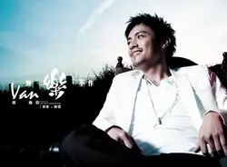 小露西