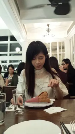 hkeatplayclub