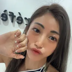Gloriana Wong